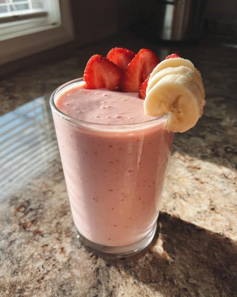 Ultimate 5-Minute Strawberry Banana Smoothie Recipe 12 Strawberry Banana Smoothie